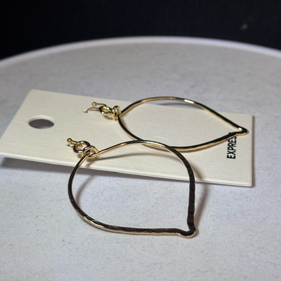 EXPRESS Gold Tone Dangle Geometric Hoop Earrings 2.5 inch approx - Picture 6 of 7